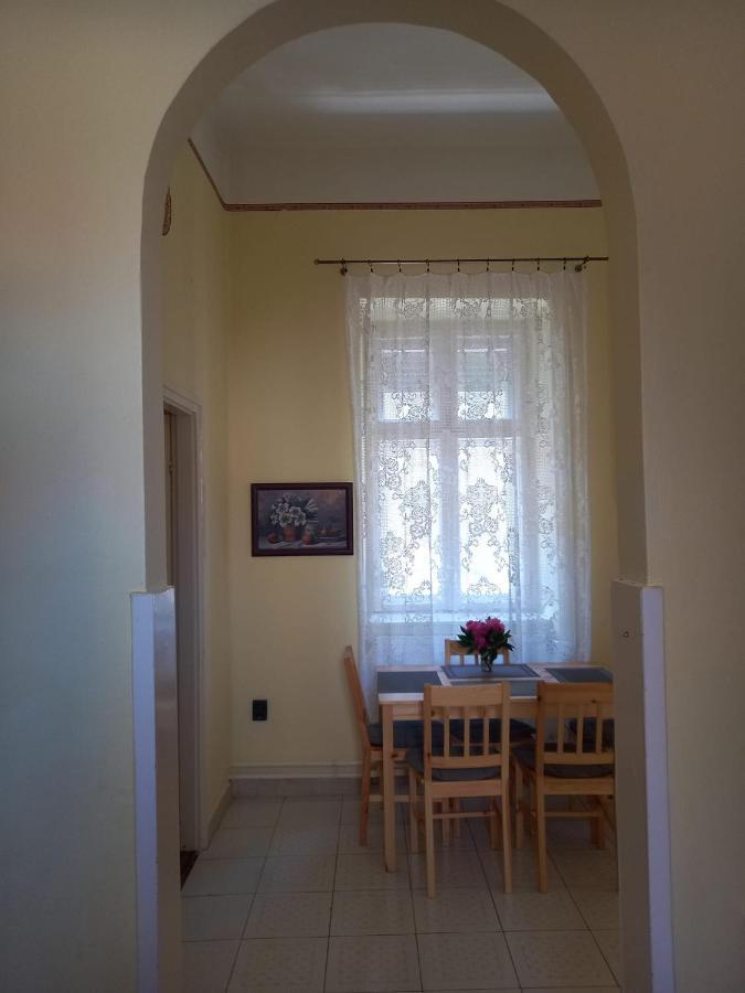 דירות Sátoraljaújhely Via Tokaj Vendeghaz מראה חיצוני תמונה